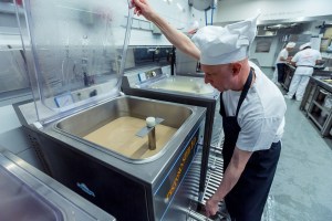 Eis, Manufaktur, Fontanella, Mannheim, Spaghetti-Eis, Spagetti, Erfinder, erfunden, Handarbeit, Qualität, Geschmack